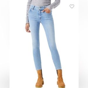 NWT Frame Le One Skinny Light Wash High Rise Jeans
